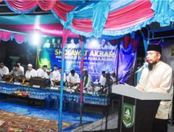 Bupati Bengkalis Komitmen Terus Beri Perhatian Kegiatan Keagamaan Seperti Sholat Akbar di Desa Kuala Alam.